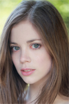 Charlotte Hope filmy, zdjęcia, biografia, filmografia | Kinomaniak.pl