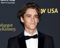 Brenton Thwaites Brenton Thwaites