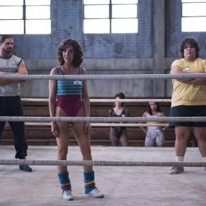 Glow(2017) - zdjęcia, fotki | Kinomaniak.pl