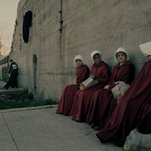 Opowieść podręcznej/ The handmaid's tale(2017) - zdjęcia, fotki | Kinomaniak.pl