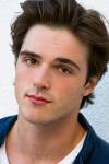 Jacob Elordi filmy, zdjęcia, biografia, filmografia | Kinomaniak.pl